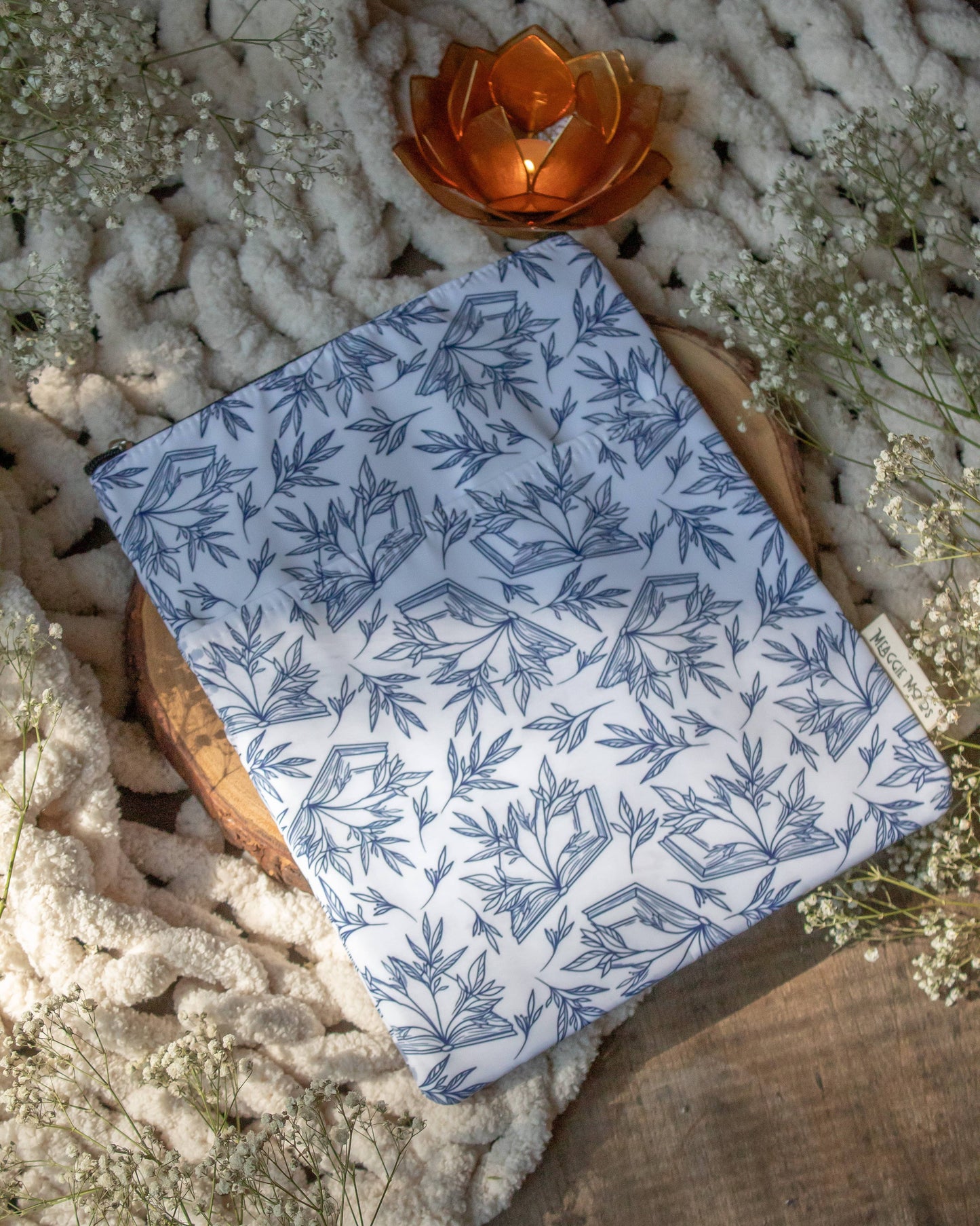 Book / Tablet Sleeve | Porcelain Books