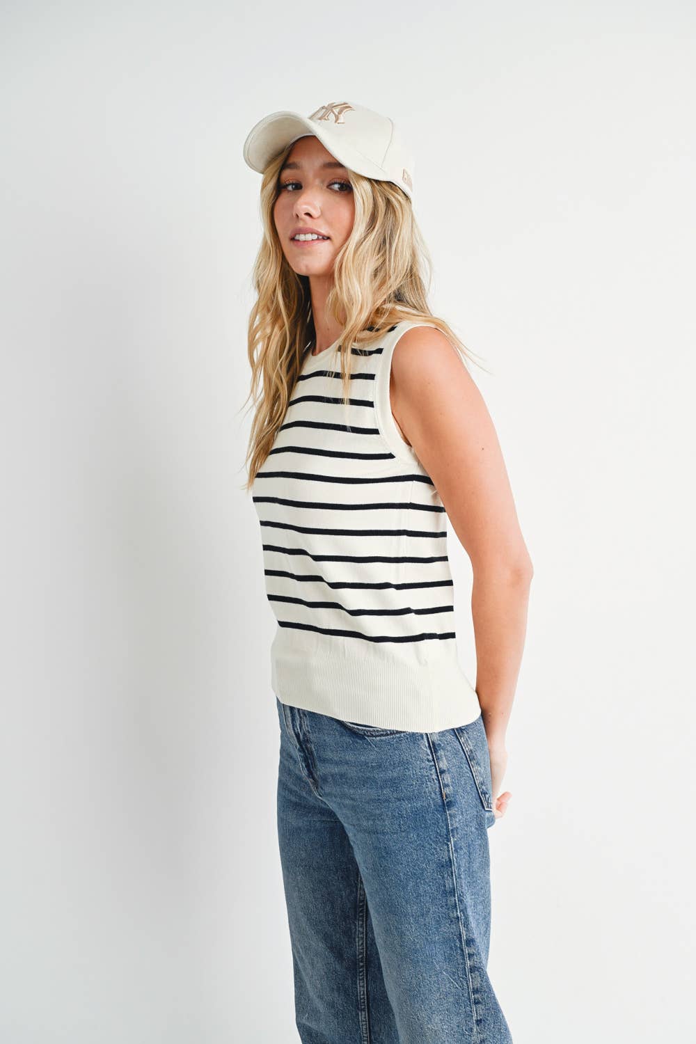 STRIPED MUSCLE KNIT TANK TOP