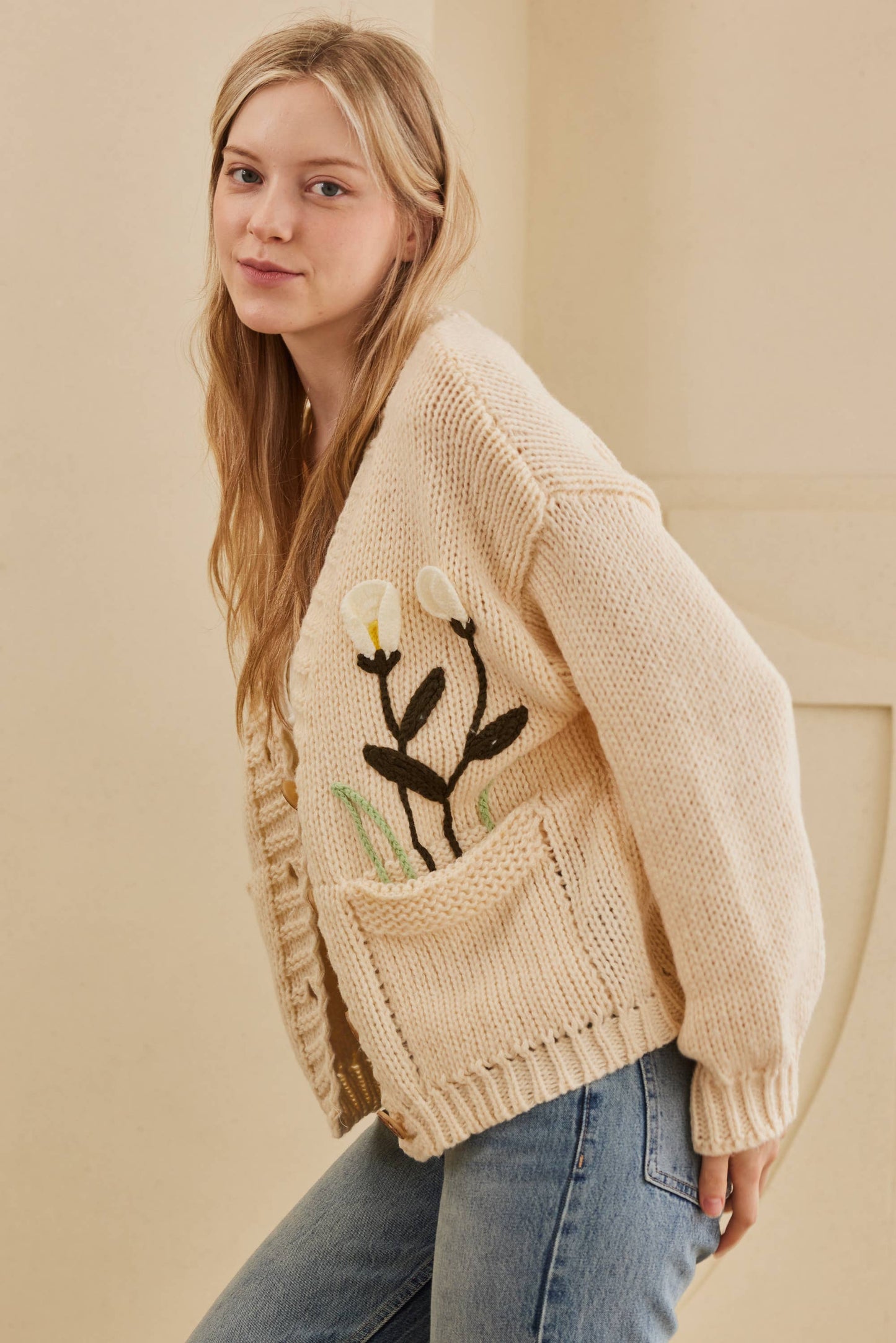 Flower Embroidered Knit Cardigan: Cream