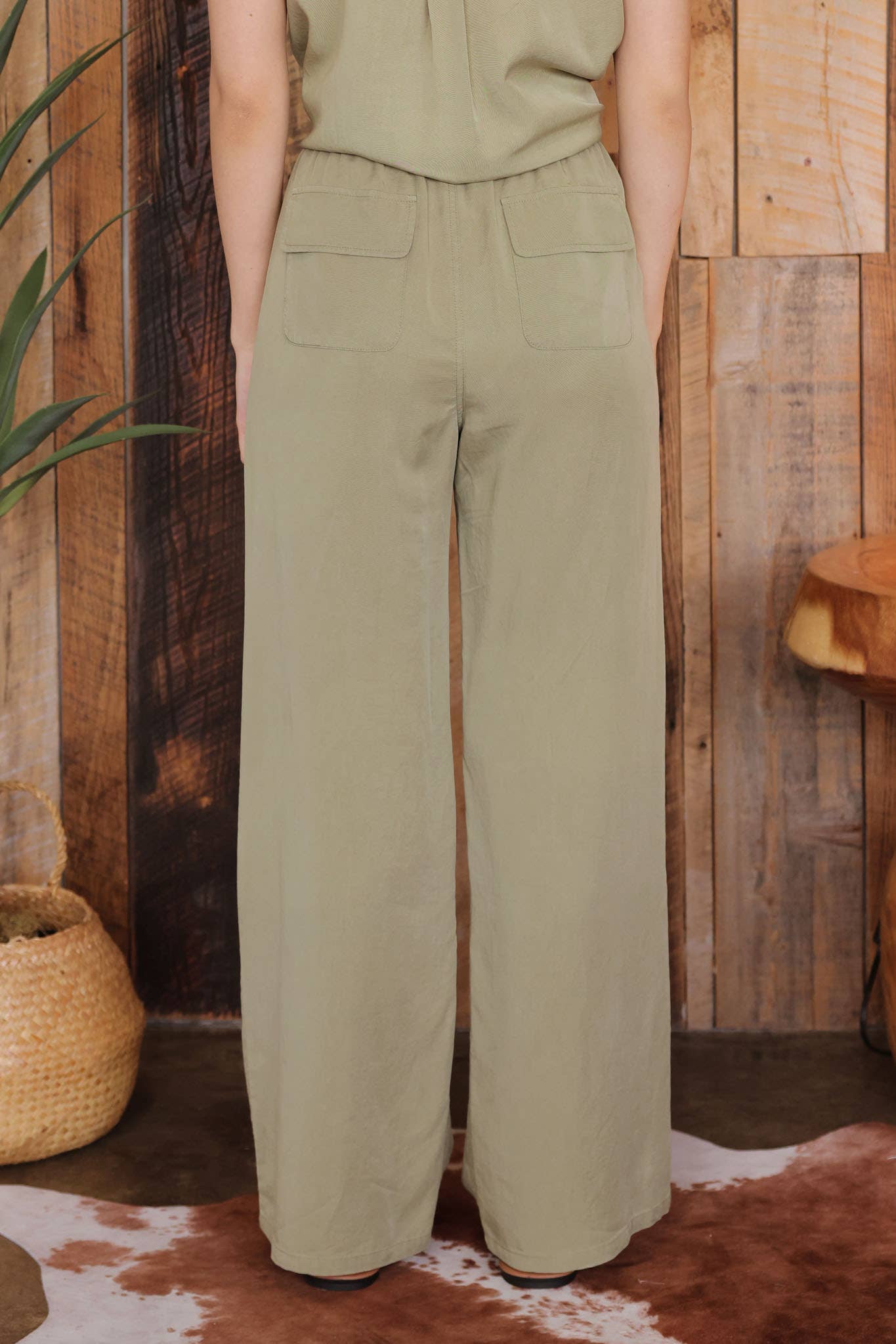 HIGH WAIST WIDE LEG DRAWSTRING PANTS: LIGHT OLIVE