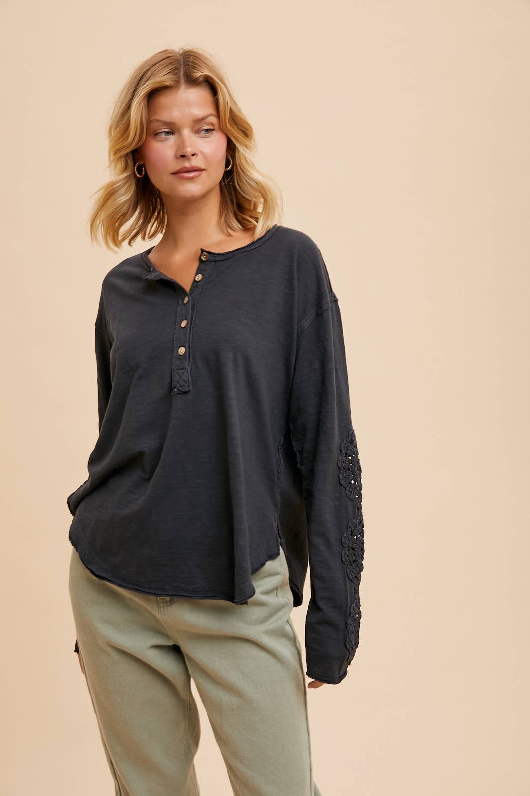 CROCHET PATCH HENLEY TOP: LAVA SMOKE