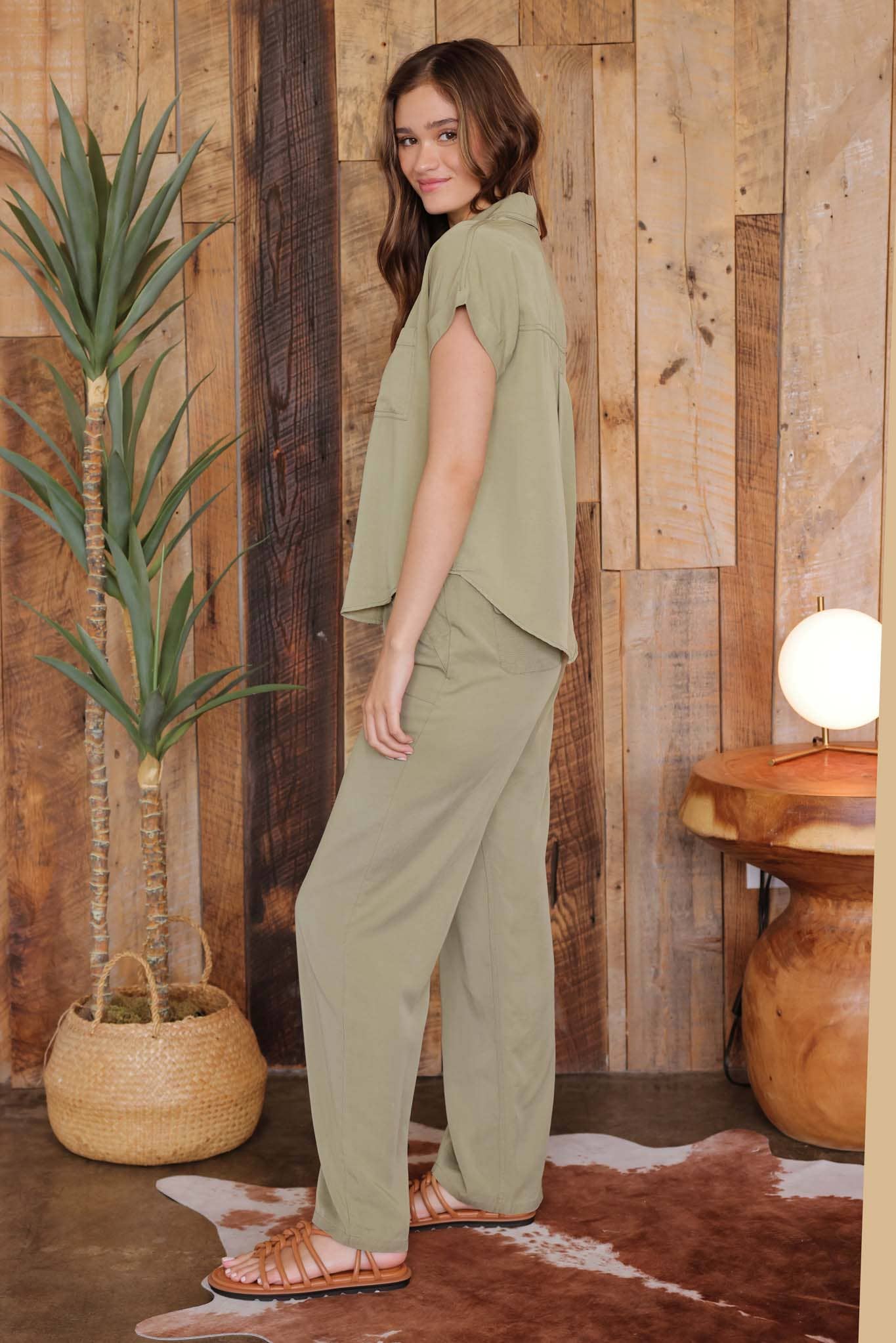 HIGH WAIST WIDE LEG DRAWSTRING PANTS: LIGHT OLIVE